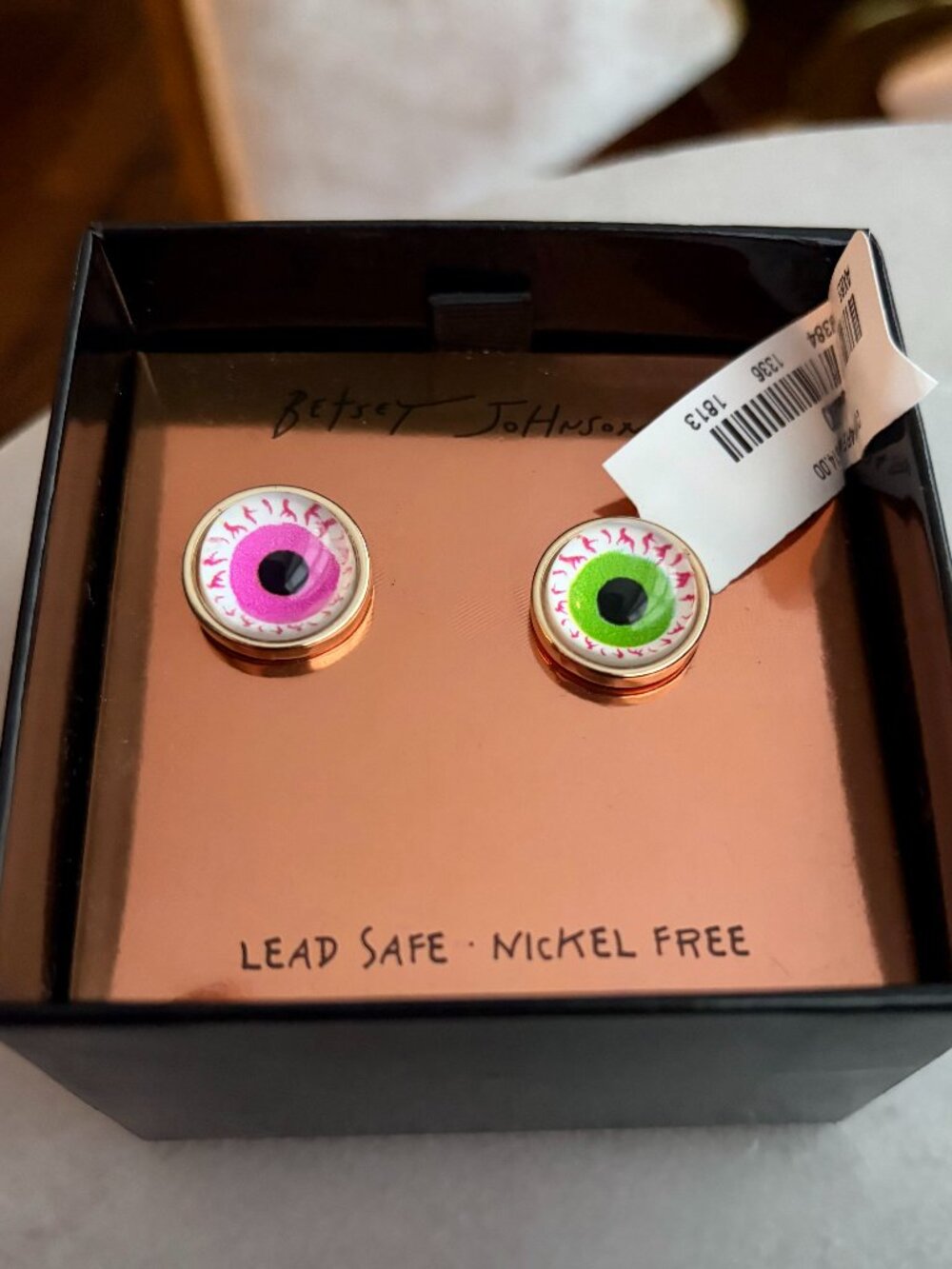 Betsey Johnson Mismatched Pink Green Bloodshot Eyes Spooky Earrings